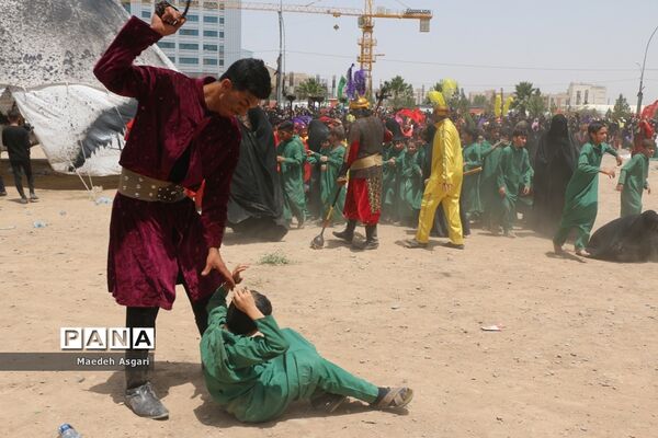 جلوه‌هایی ازعزاداری و نمایش تعزیه در قم -2