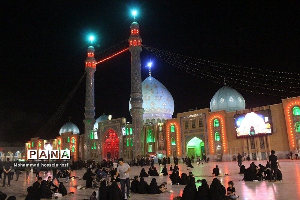 مراسم شام غریبان امام حسین (ع) در مسجد مقدس جمکران