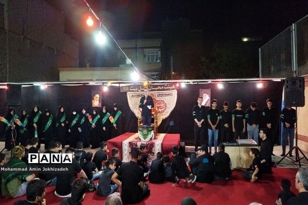 برگزاری مراسم عزاداری در دبیرستان شاهد‌ کوثر شهرستان رباط‌کریم