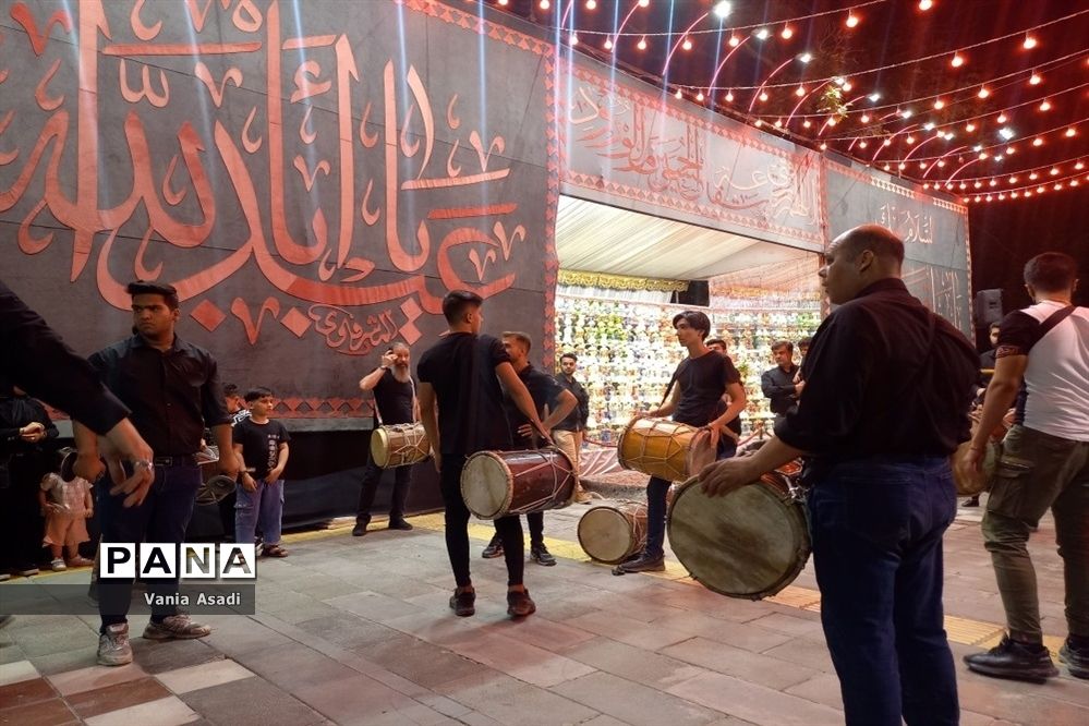 عزاداری عاشقان حسینی در دهه اول محرم