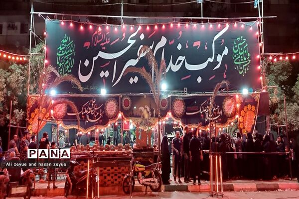 برپایی موکب‌ها در شب شهادت امام زین‌العابدین (ع)