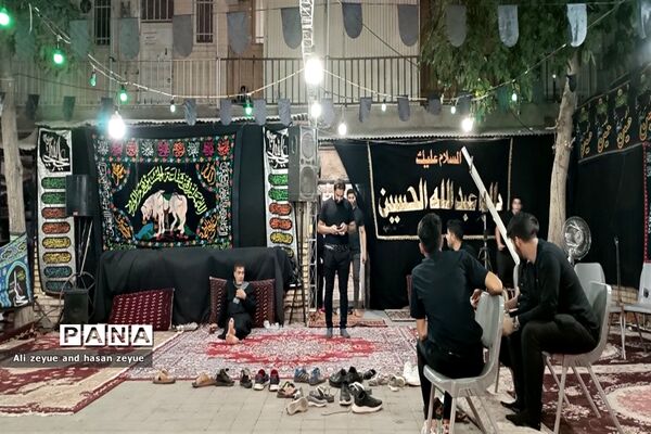 برپایی موکب‌ها در شب شهادت امام زین‌العابدین (ع)