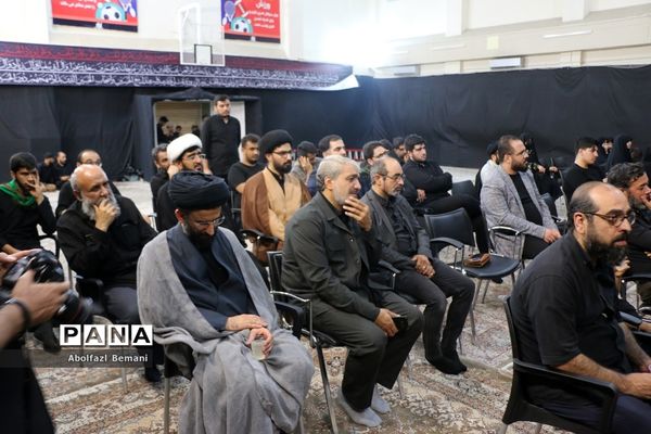 آیین رونمایی از کتیبه بانوان عاشورایی در هیات هنر و رسانه