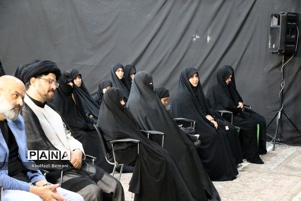 آیین رونمایی از کتیبه بانوان عاشورایی در هیات هنر و رسانه