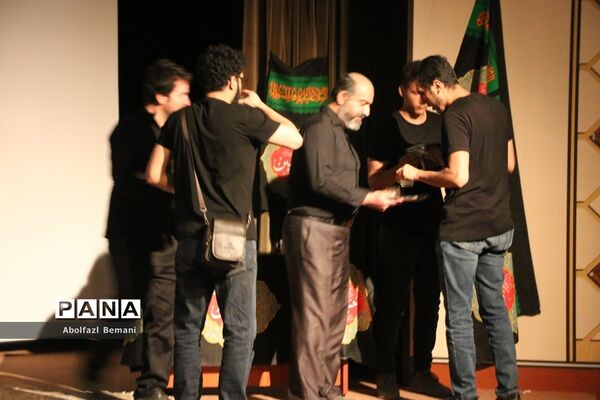 محفل عزاداری «تکیه هنر» در قم