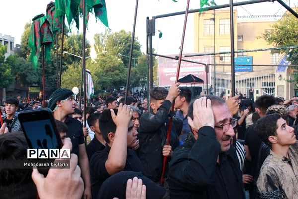 عزاداری کرمانشاهیان در عاشورای حسینی