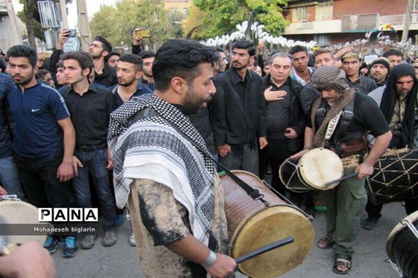 عزاداری کرمانشاهیان در عاشورای حسینی