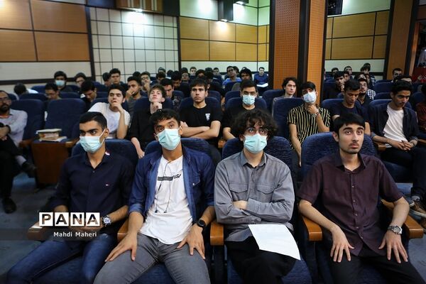 من و کشوری که دوستش دارم