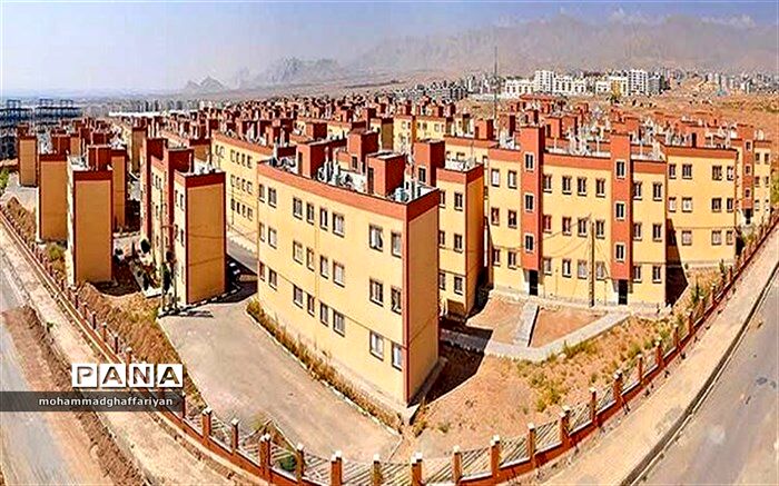 تحویل اراضی، مراحل ساخت و  دریافت وام متقاضیان نهضت مسکن ملی در حال انجام است