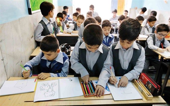 گسترش عدالت تربیتی و افزایش کیفیت تحصیل دانش‌آموزان در کلاس‌های درس جدید