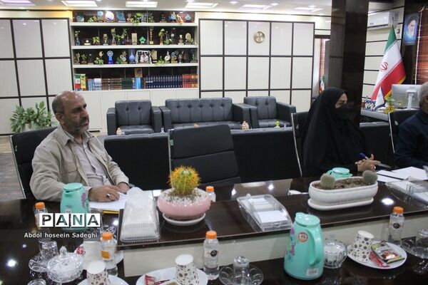 جلسه شورای امر به معروف و نهی از منکر اداره‌کل آموزش و پرورش استان بوشهر