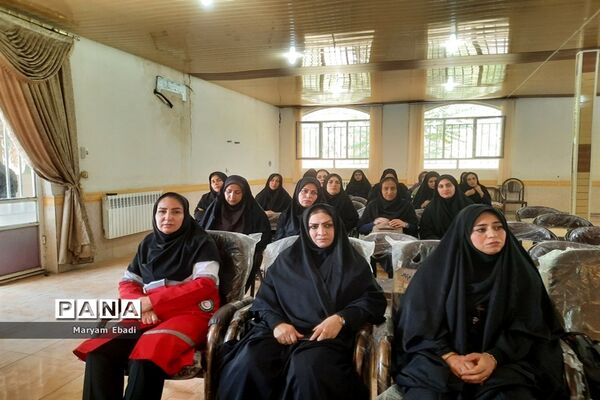 دوره آموزشی مهارتی مربیان عضو سازمان دانش‌آموزی جنوب آذربایجان غربی (قطب 2)