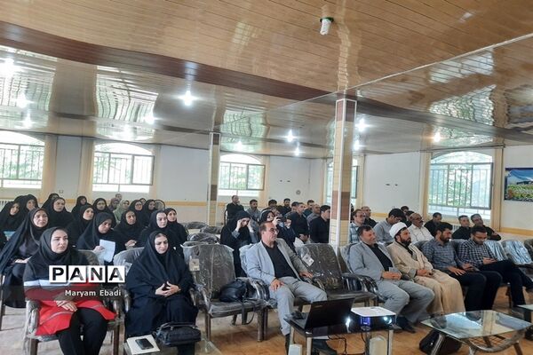 دوره آموزشی مهارتی مربیان عضو سازمان دانش‌آموزی جنوب آذربایجان غربی (قطب 2)