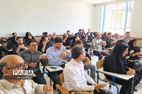 دوره آموزشی مهارتی مربیان عضو سازمان دانش‌آموزی جنوب آذربایجان غربی (قطب 2)