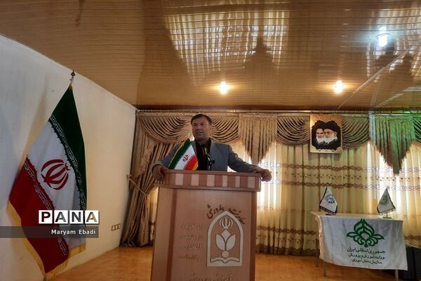 دوره آموزشی مهارتی مربیان عضو سازمان دانش‌آموزی جنوب آذربایجان غربی (قطب 2)