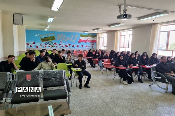 دوره آموزش خبرنگاری در شهرستان شاهین‌دژ