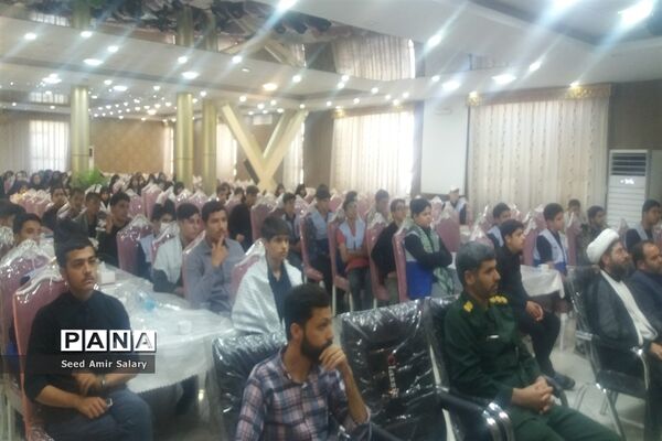 افتتاحیه دوره یاوران ولایت بسیج دانش‌آموزی در کاشمر