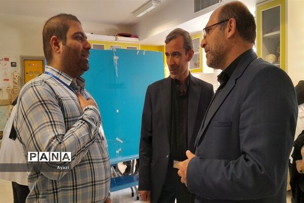 بیست‌و‌یکمین دوره مسابقات آزمایشگاهی‌ استان اصفهان