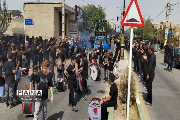 جلوه های عزاداری قشرهای مختلف مردم در مصیبت آل الله-2