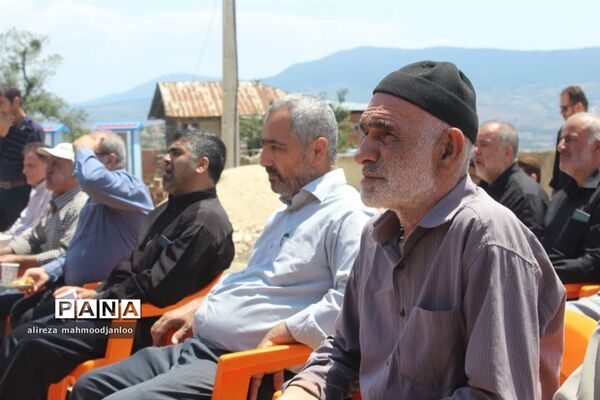 کلنگ زنی مدرسه ابتدایی در روستای وزوار گلوگاه