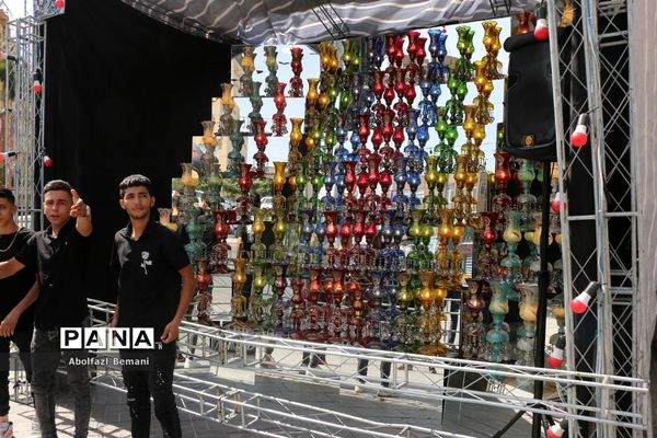 ایستگاه‌های صلواتی و حضور نوجوانان در دسته های عزاداری محرم