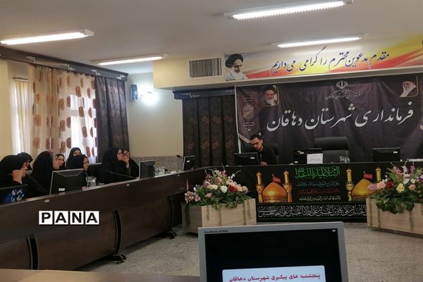 برگزاری جلسه تئوری روایتگران محله و روستا در دهاقان