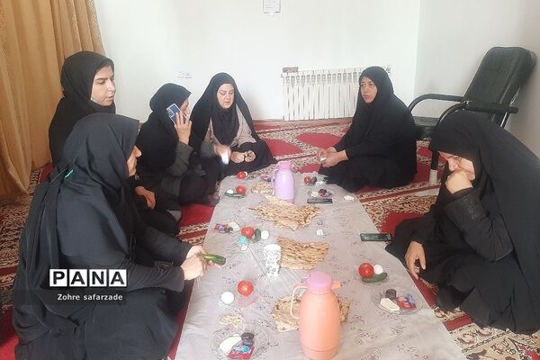 برگزاری مراسم زیارت عاشورا در آموزش و پرورش رودهن