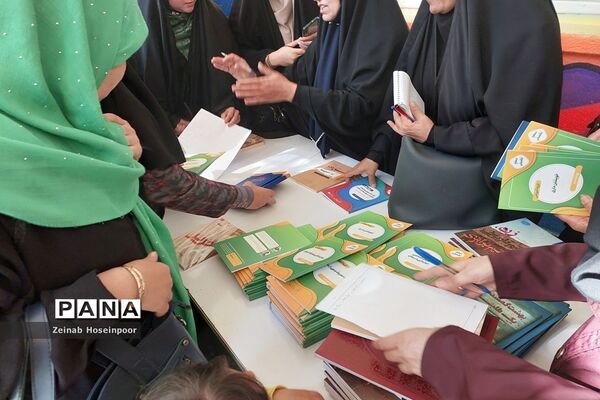 همایش طلایه‌داران عفاف و حجاب در کانون شهید کافی شهریار