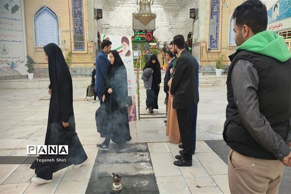 آیین اعزام دانش‌آموزان به دیدار مقام معظم رهبری (مدظله العالی) از محل آستان مقدس امامزاده سید عباس(ع) بجنورد