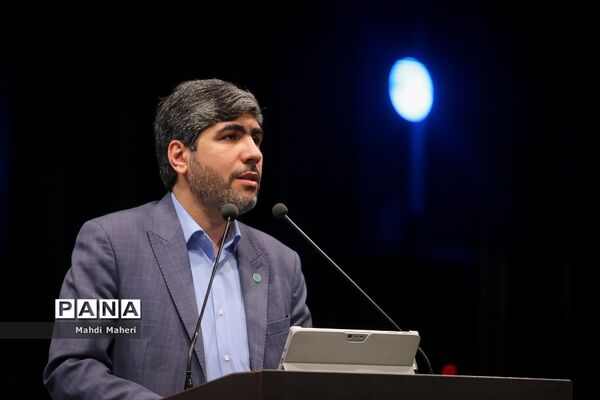 همایش استقبال از نو‌معلمان آموزش و پرورش شهرستان‌های استان تهران