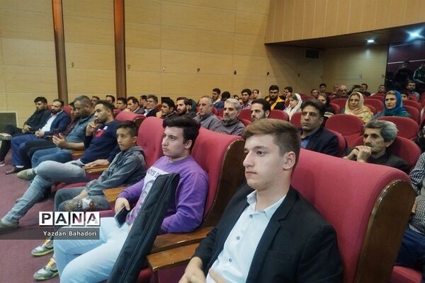 همایش موسیقی محلی در فرهنگسرای الغدیر شهرستان‌شهریار