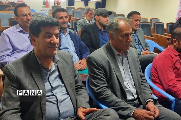 تشکیل هیات اندیشه‌ورز بسیج فرهنگیان هنرستان و دبیرستان دوره دوم سما رودهن پیرامون برگزاری نماز