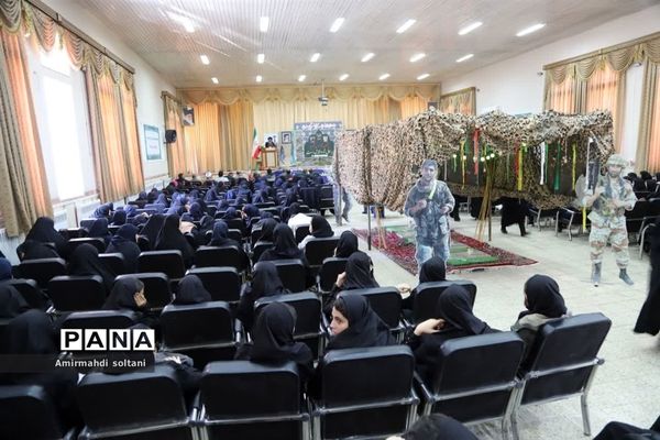 مراسم یادواره شهدا در مدرسه دخترانه شاهد نورالزهرا اداره آموزش و پرورش ناحیه سه تبریز