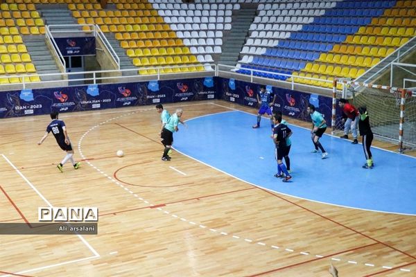 دیدار تیم‌های خبرنگاران و هنرمندان آذربایجان غربی