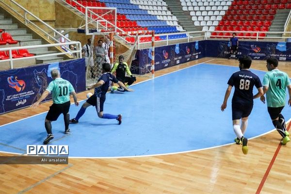 دیدار تیم‌های خبرنگاران و هنرمندان آذربایجان غربی