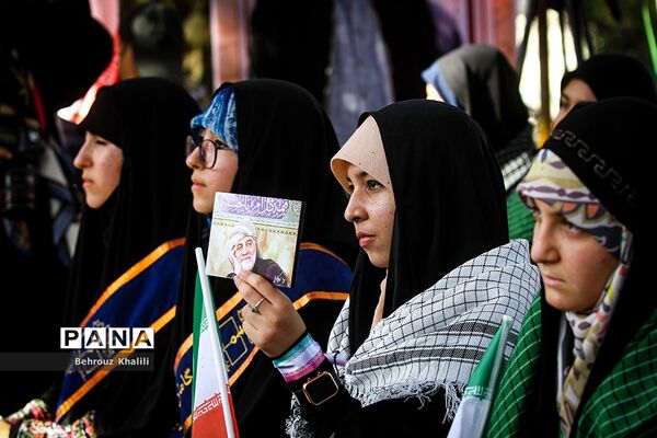 آیین افتتاحیه اردوهای راهیان‌نور دانش‌آموزی