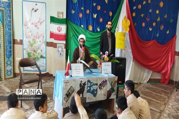برگزاری رزمایش پدافند غیرعامل و مدیریت بحران در مدارس شهرستان فیروزکوه