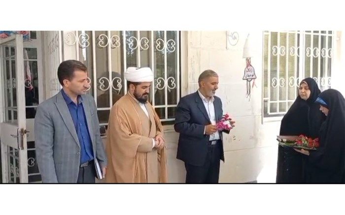 نواخته شدن زنگ نو‌جهان در دبیرستان مصلی نژاد شهرستان بجنورد/ فیلم