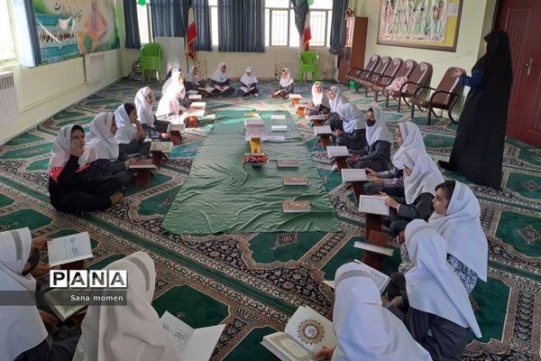 آغاز حفظ جزء ۳۰قرآن کریم در دبستان افشارنژاد