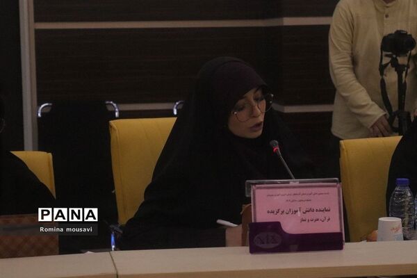 نشست صمیمی وزیر آموزش و پرورش در استان آذربایجان شرقی