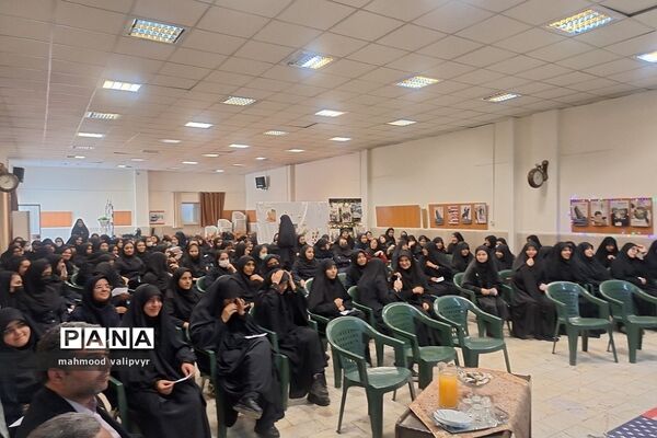 برگزاری رویداد مدرسه‌ای نو جهان در ناحیه 2 شهرری