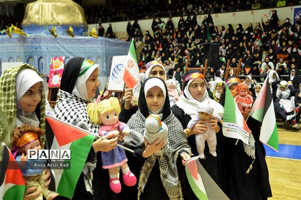 همایش ۱۰ هزار نفری نسل طوفان