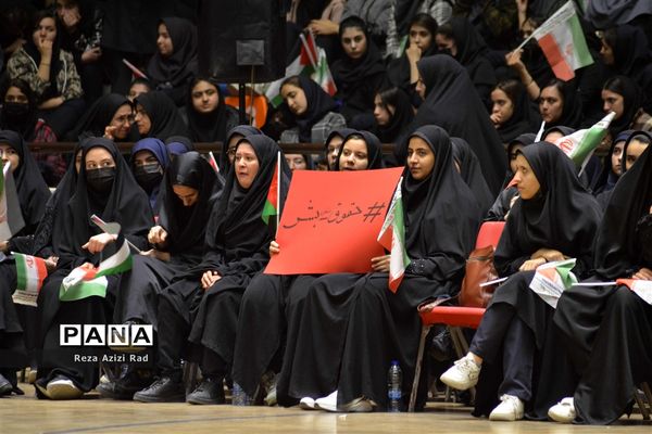 همایش ۱۰ هزار نفری نسل طوفان