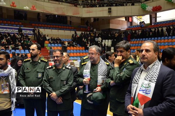 همایش ۱۰ هزار نفری نسل طوفان