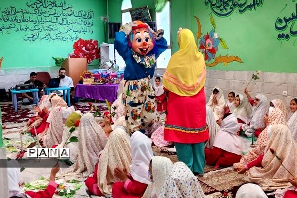 جشن قرآن در دبستان راهیان نور ناحیه 2 ری