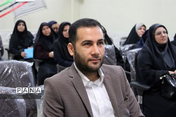 جلسه تخصصی مدیران متوسطه اول