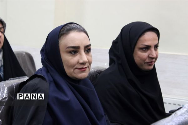 جلسه تخصصی مدیران متوسطه اول