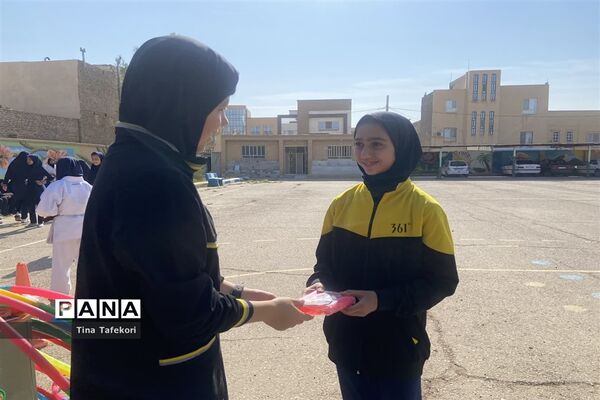 المپیاد ورزشی دورن‌مدرسه ای آموزشگاه شاهد فردوس بافق