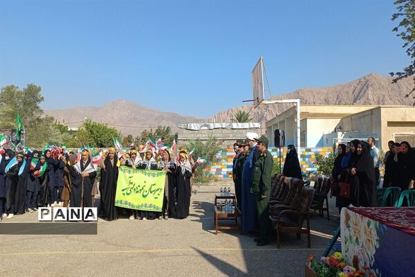 برگزاری صبحگاه مشترک دانش‌آموزان بسیجی در حاجی آباد