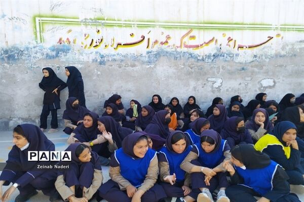 برگزاری المپیاد ورزشی در دبیرستان دخترانه رفعت